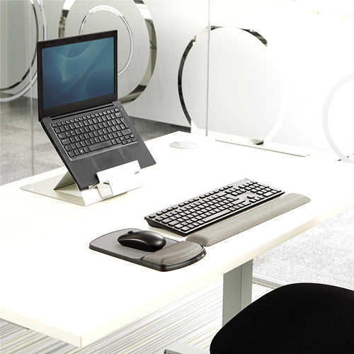 GEL WRIST REST AND MOUSE PAD