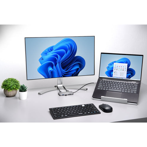 USB-C 8-IN-1 DRIVERLESS MOBILE HUB UH1400P