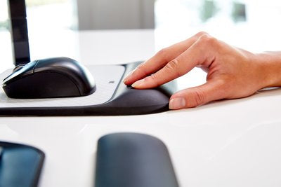 PRECISE MOUSE PAD WITH GEL REST