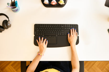 BALANCE FULL-SIZE KEYBOARD WIRE BALANCE FULL-SIZE KEYBOARD WIRELESS