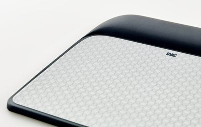 PRECISE MOUSE PAD WITH GEL REST