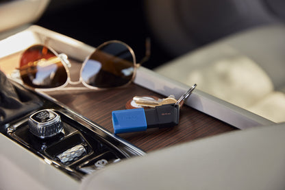 64GB USB3.2 GEN 1 DATATRAVELER EXODIA M BLACK+ BLUE