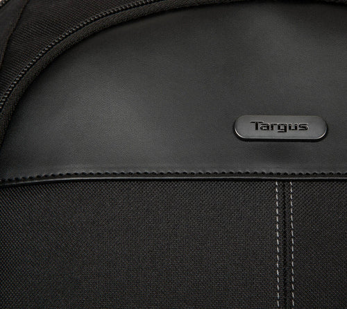 15-16IN CLASSIC BLACK BACKPACK